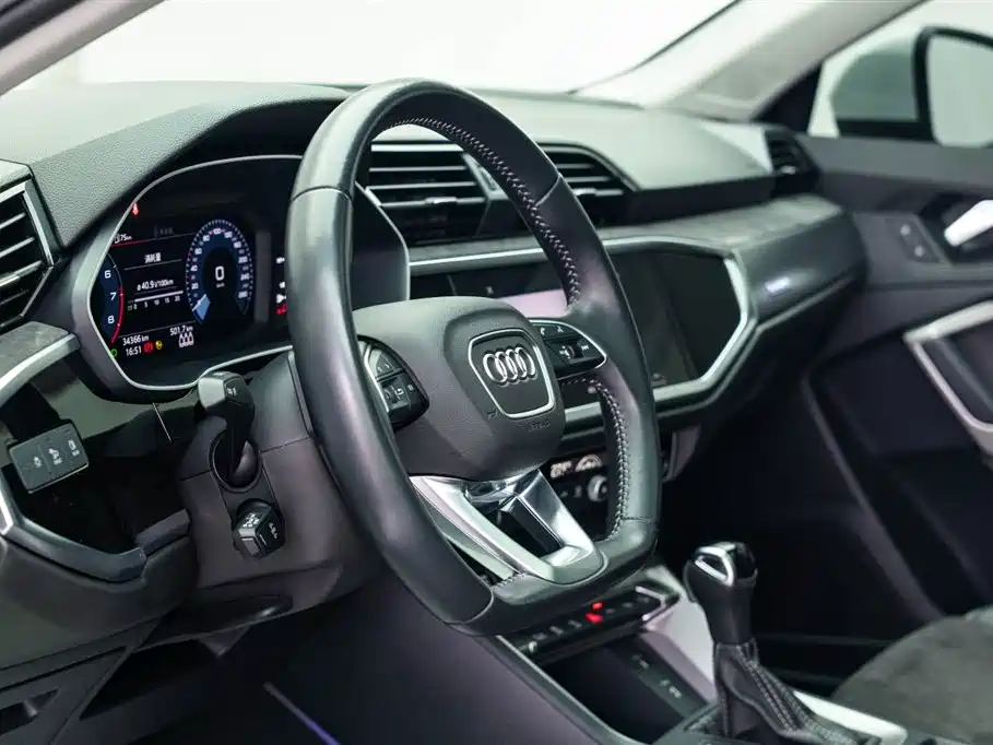 Audi Audi Q3 2021 45 TFSI quattro Fashion Dynamic Edition 2021 - thumbnail 18