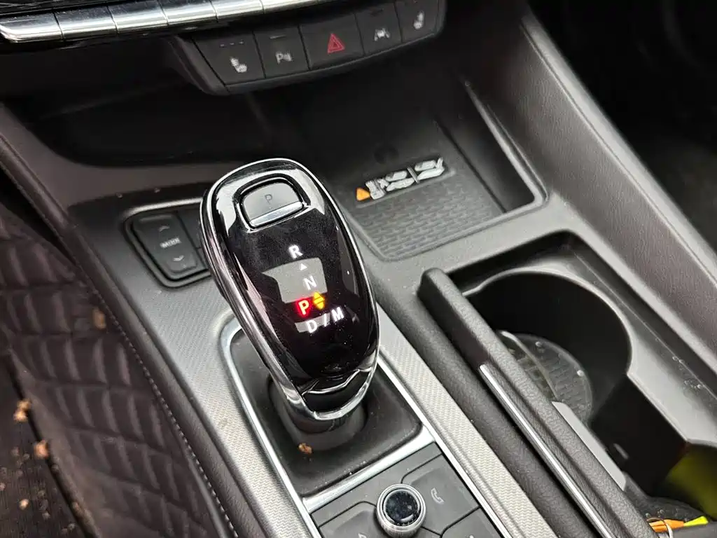 Cadillac Cadillac CT5 2024 28T Luxury Pro 2024 - thumbnail 16