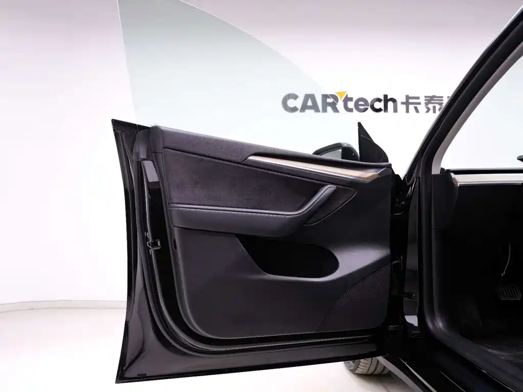 Tesla Model Y 2022 Long Range All-Wheel Drive 2022 - thumbnail 25