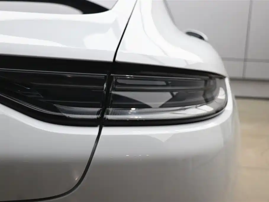 Porsche Porsche Panamera 2023 2.9T Platinum Edition 2024 - thumbnail 27