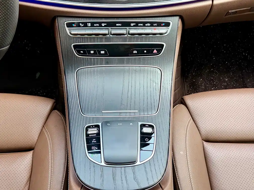 Mercedes-Benz Mercedes-Benz E-Class 2022 E 300 L Sport Fashion Edition 2022 - thumbnail 21