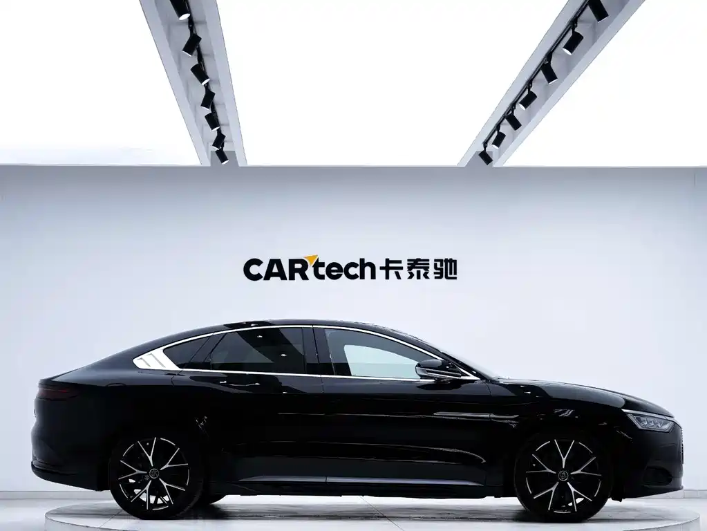 BYD BYD Han 2022 DM-p 202KM AWD Flagship 2023 - thumbnail 4