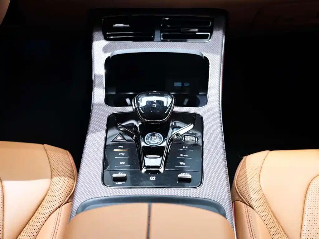 BYD BYD Han 2022 DM-p 202KM AWD Flagship 2023 - thumbnail 25