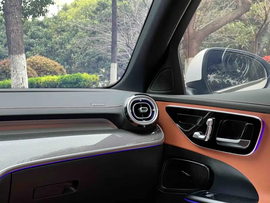 Mercedes-Benz Mercedes-Benz C-Class 2023 Model Year Facelift C 260 L Sport Edition 2024 - thumbnail 16