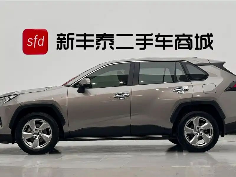 Toyota RAV4 2020 2.0L CVT 2WD Fashion PLUS Edition 2020 - thumbnail 4