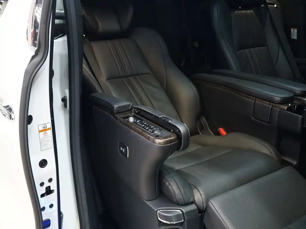 Toyota Alphard 2020 Model Hybrid 2.5L Executive Version 2020 - thumbnail 7