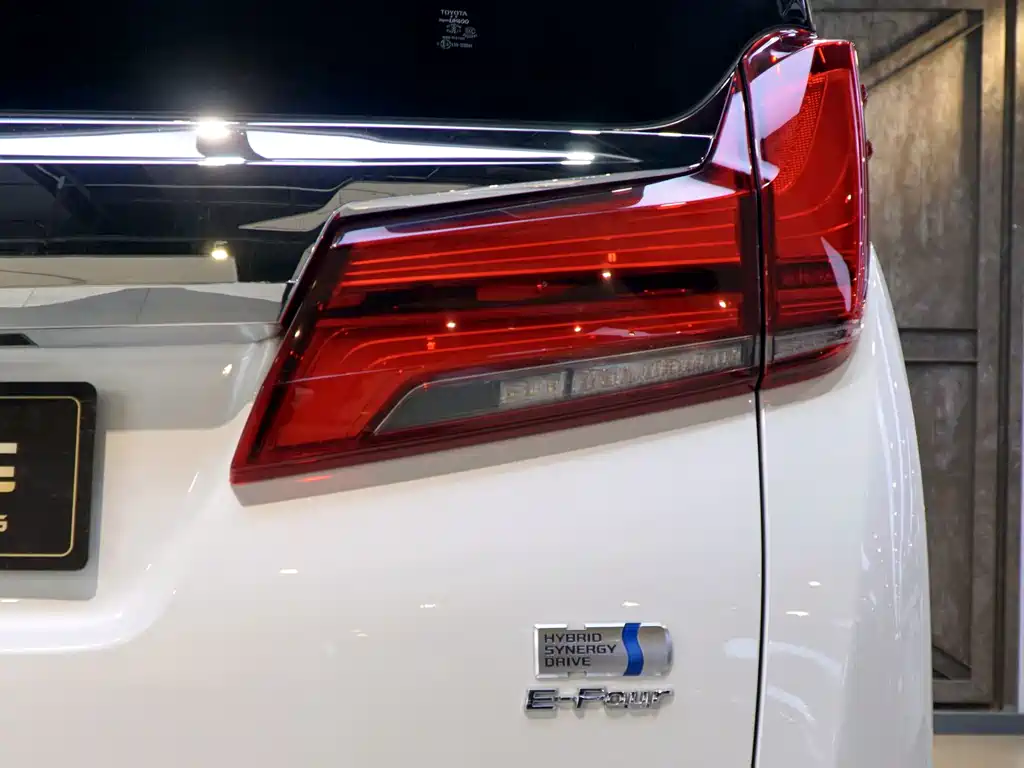 Toyota Alphard 2020 Model Hybrid 2.5L Executive Version 2020 - thumbnail 21