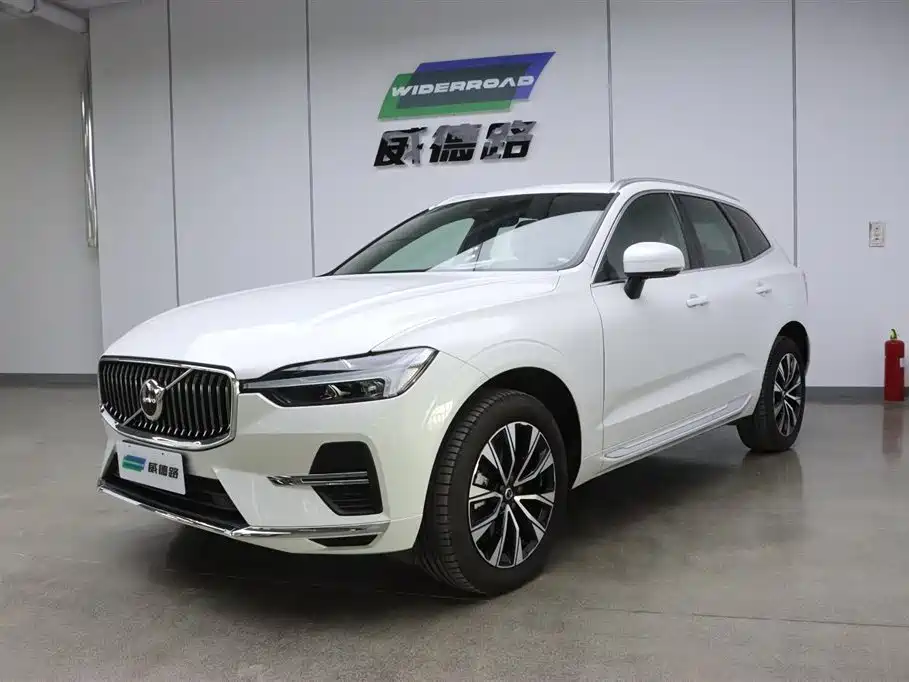 Volvo Volvo XC60 2025 B5 AWD Intelligent Luxury Edition 2024