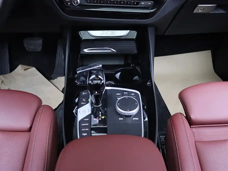 BMW BMW X3 2022 xDrive25i M Sport Package 2023 - thumbnail 24
