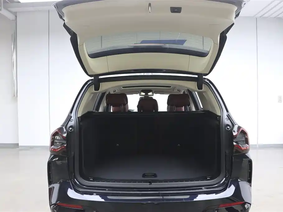 BMW BMW X3 2022 xDrive25i M Sport Package 2023 - thumbnail 30