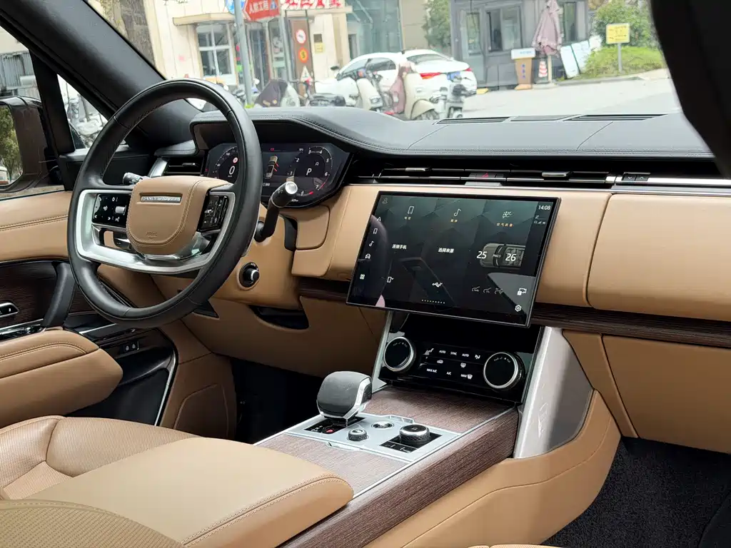 Land Rover Range Rover 2023 3.0 L6 360PS Autobiography 2024 - thumbnail 20
