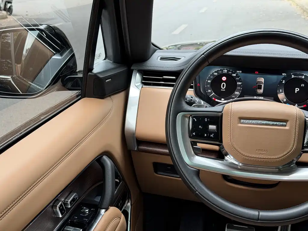 Land Rover Range Rover 2023 3.0 L6 360PS Autobiography 2024 - thumbnail 23