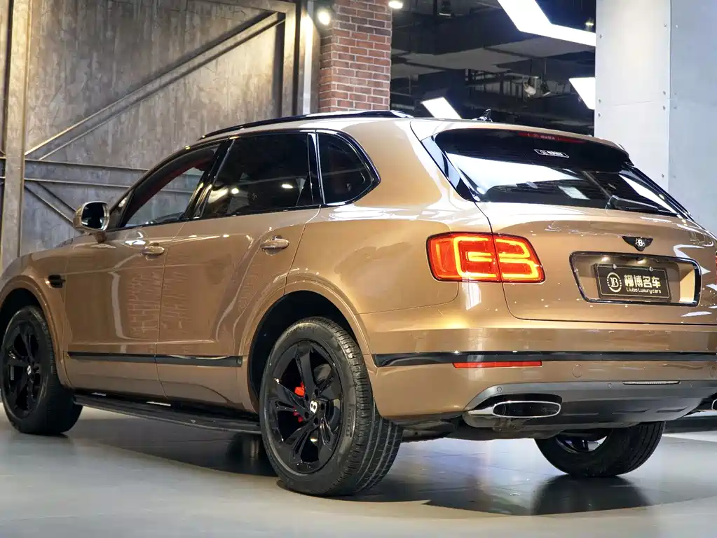 Bentley Bentayga 2018 4.0T V8 2019 - thumbnail 4