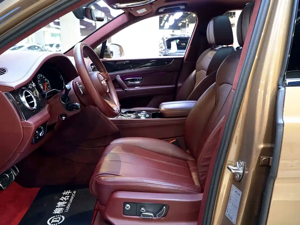 Bentley Bentayga 2018 4.0T V8 2019 - thumbnail 7