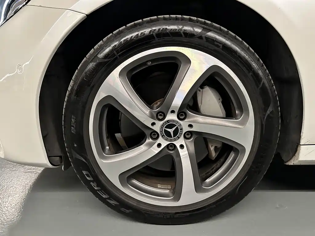 Mercedes-Benz Mercedes-Benz E-Class 2019 Facelift E 300 L Sport Luxury 2019 - thumbnail 4