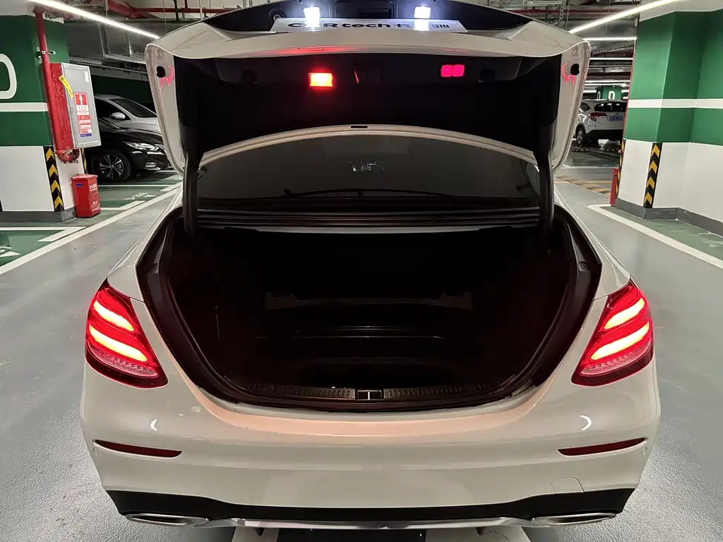 Mercedes-Benz Mercedes-Benz E-Class 2019 Facelift E 300 L Sport Luxury 2019 - thumbnail 22