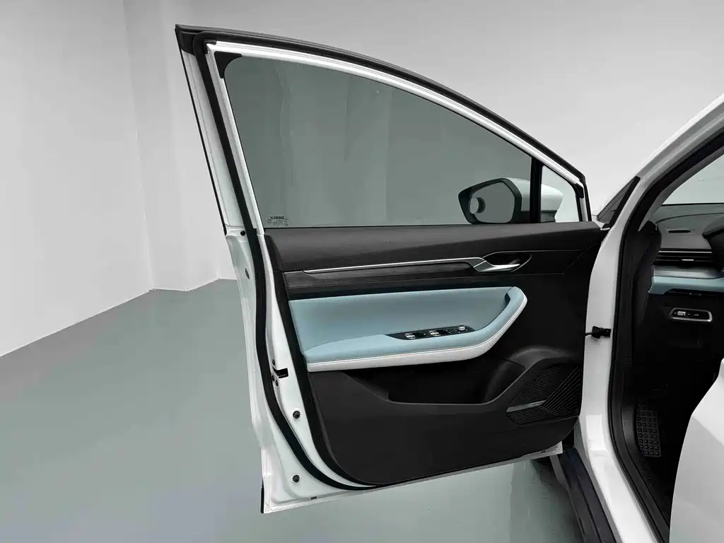 Geely Auto Geely Emgrand S 2022 1.4T CVT Cross Player Edition 2023 - thumbnail 18
