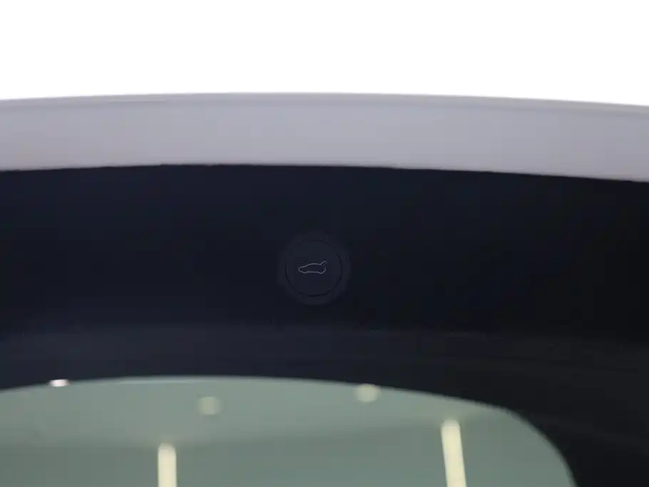 Tesla Model Y 2026 Long Range Rear-Wheel Drive 2026 - thumbnail 9