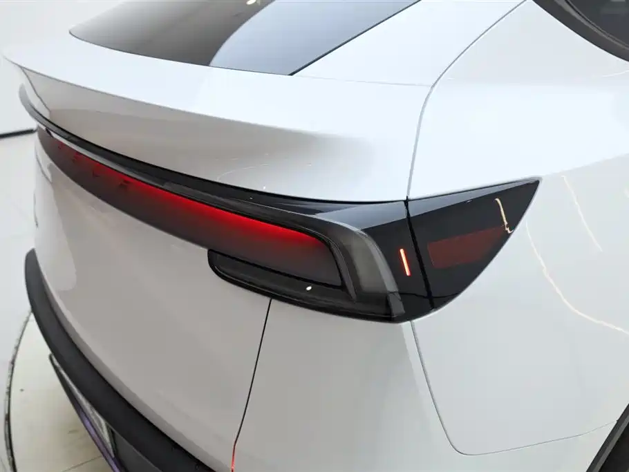 Tesla Model Y 2026 Long Range Rear-Wheel Drive 2026 - thumbnail 11
