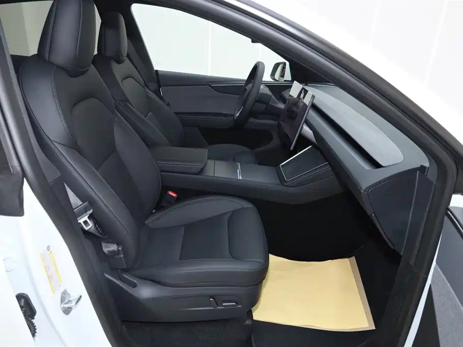 Tesla Model Y 2026 Long Range Rear-Wheel Drive 2026 - thumbnail 15