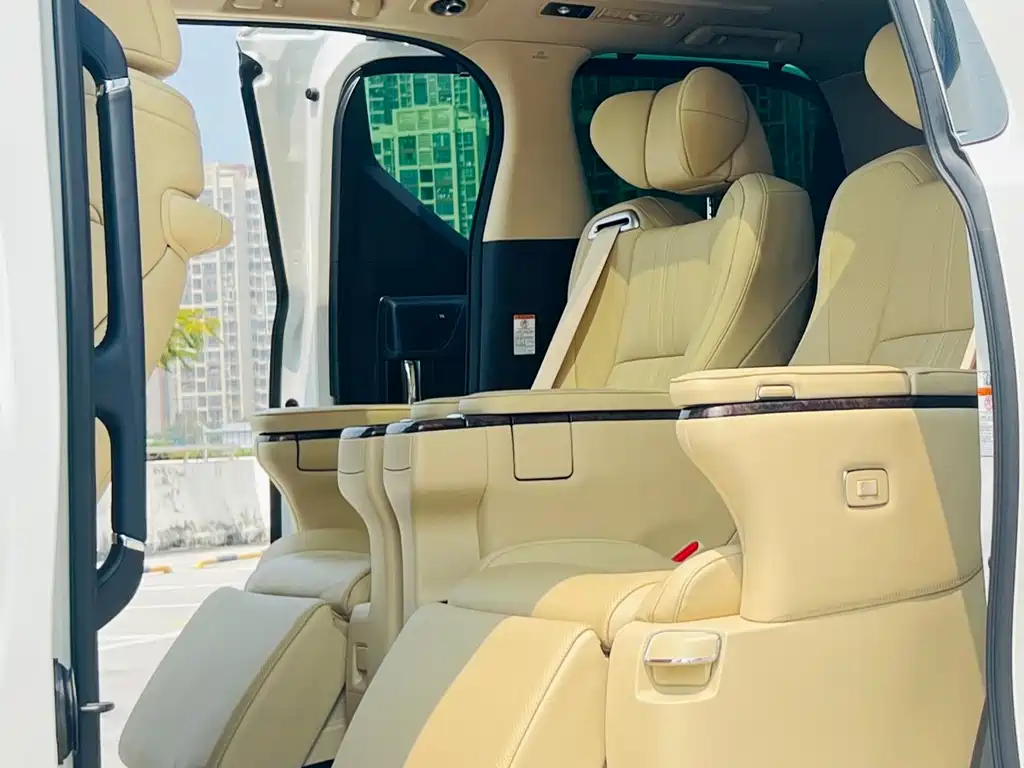 Toyota Alphard 2021 Model Hybrid 2.5L Premium Edition 2022 - thumbnail 5