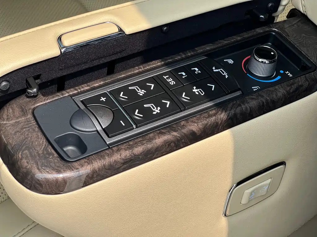 Toyota Alphard 2021 Model Hybrid 2.5L Premium Edition 2022 - thumbnail 16