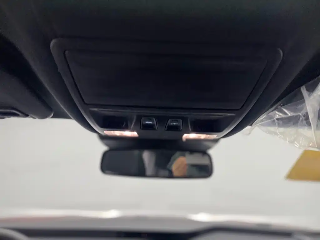 Ford Mondeo 2025 2.0T EcoBoost Ultimate Edition 2024 - thumbnail 23
