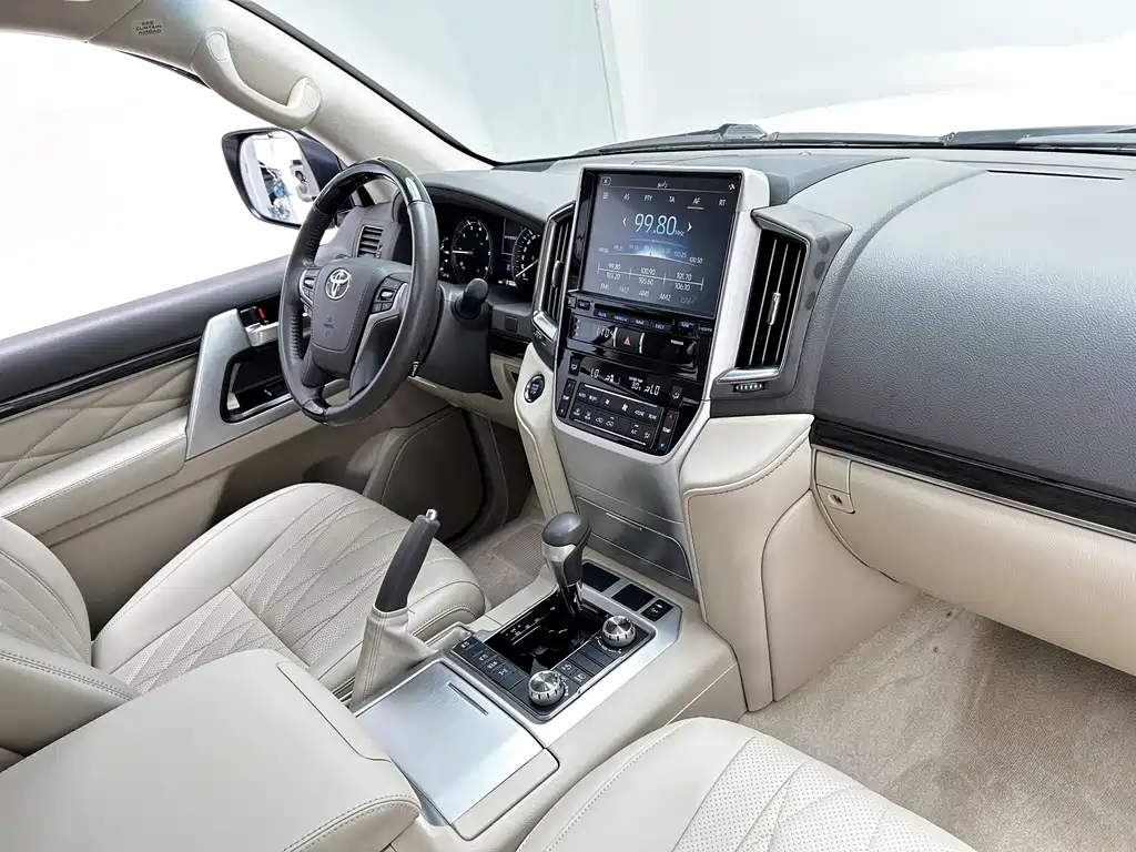 Toyota Land Cruiser (Imported) 2020 Model 5.7L Middle East Version  Actually, the internationally accepted model name would be:  **Toyota Land Cruiser 200 Series 5.7L V8 (Middle East Specification)**  Or more commonly known as:  **Toyota Land Cruiser 200** 2020 - thumbnail 16