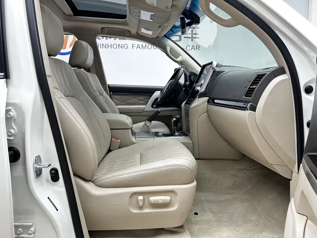 Toyota Land Cruiser (Imported) 2020 Model 5.7L Middle East Version  Actually, the internationally accepted model name would be:  **Toyota Land Cruiser 200 Series 5.7L V8 (Middle East Specification)**  Or more commonly known as:  **Toyota Land Cruiser 200** 2020 - thumbnail 17
