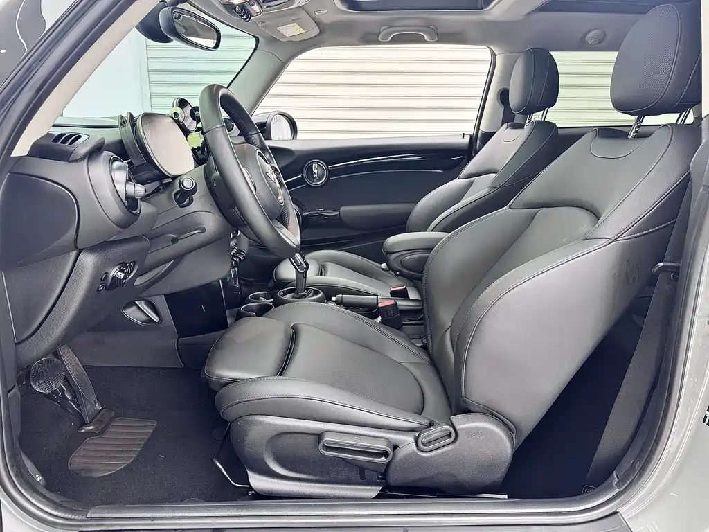 MINI MINI 2023 Facelift 1.5T COOPER Artist 2022 - thumbnail 11