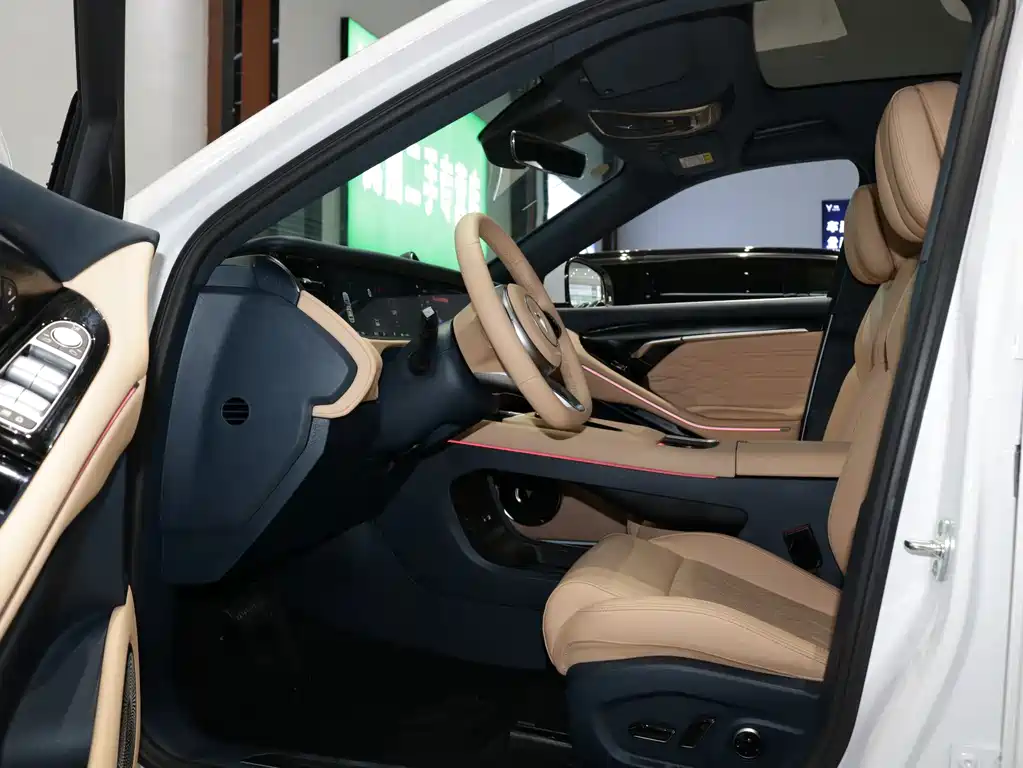 Lantu Automobile Lantu FREE 2024 Extended Range Intelligent Driving Version 2023 - thumbnail 4