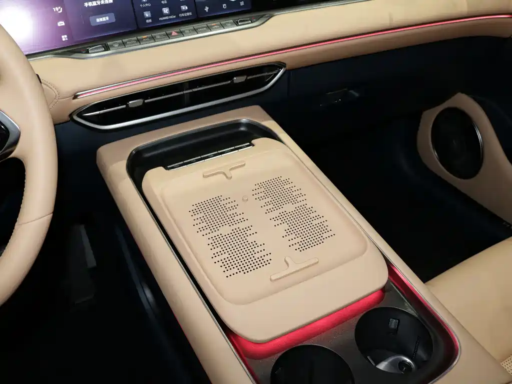 Lantu Automobile Lantu FREE 2024 Extended Range Intelligent Driving Version 2023 - thumbnail 10