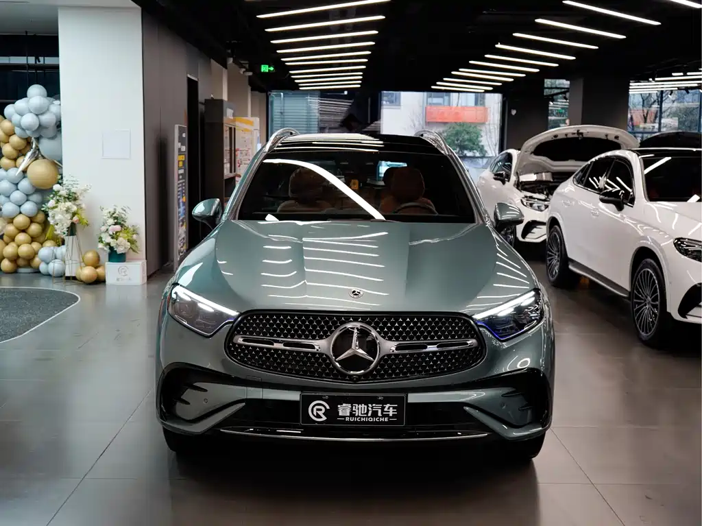 Mercedes-Benz Mercedes-Benz GLC 2025 GLC 300 L 4MATIC Luxury 5-Seat 2024 - thumbnail 2