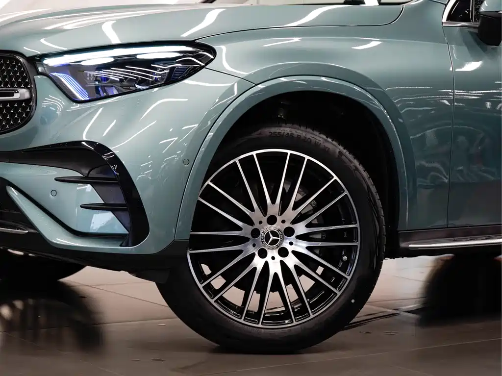 Mercedes-Benz Mercedes-Benz GLC 2025 GLC 300 L 4MATIC Luxury 5-Seat 2024 - thumbnail 8