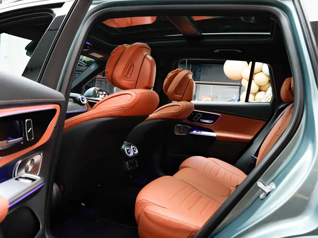 Mercedes-Benz Mercedes-Benz GLC 2025 GLC 300 L 4MATIC Luxury 5-Seat 2024 - thumbnail 11