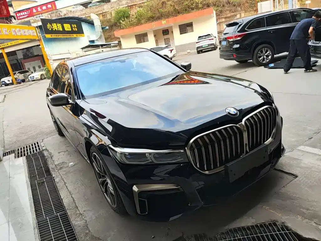 BMW BMW 7 Series 2019 Facelift M760Li xDrive V12 Sport Package 2020 - thumbnail 2