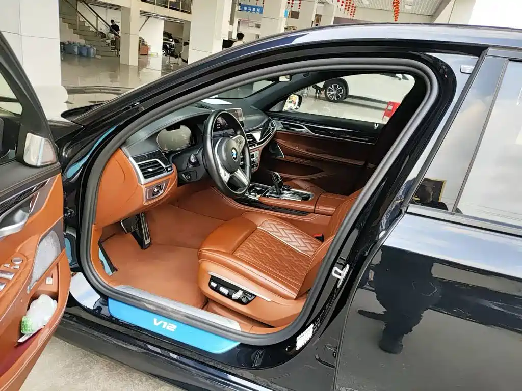 BMW BMW 7 Series 2019 Facelift M760Li xDrive V12 Sport Package 2020 - thumbnail 3