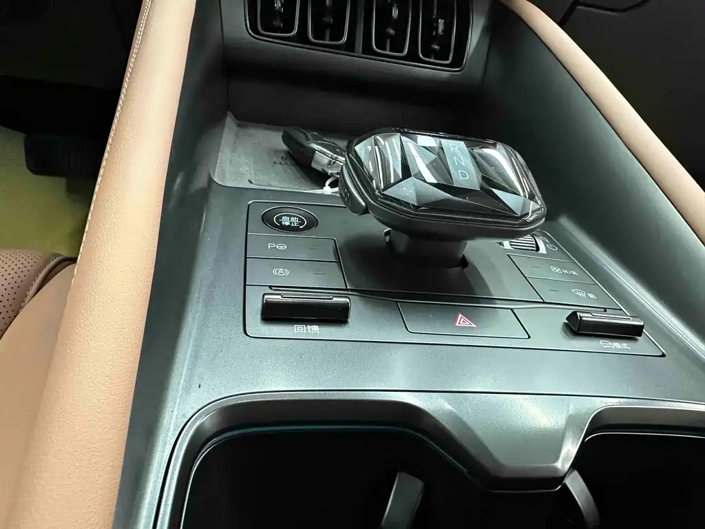 BYD BYD Song L EV 2025 Intelligent Driving Edition 662km LiDAR Premium Model 2025 - thumbnail 22