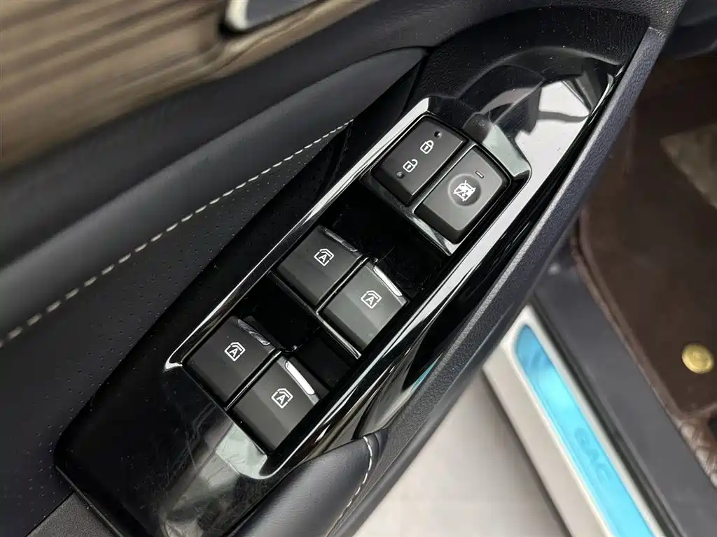 GAC Trumpchi GAC Trumpchi M8 2023 Master Series 390T Supreme Edition 2022 - thumbnail 25