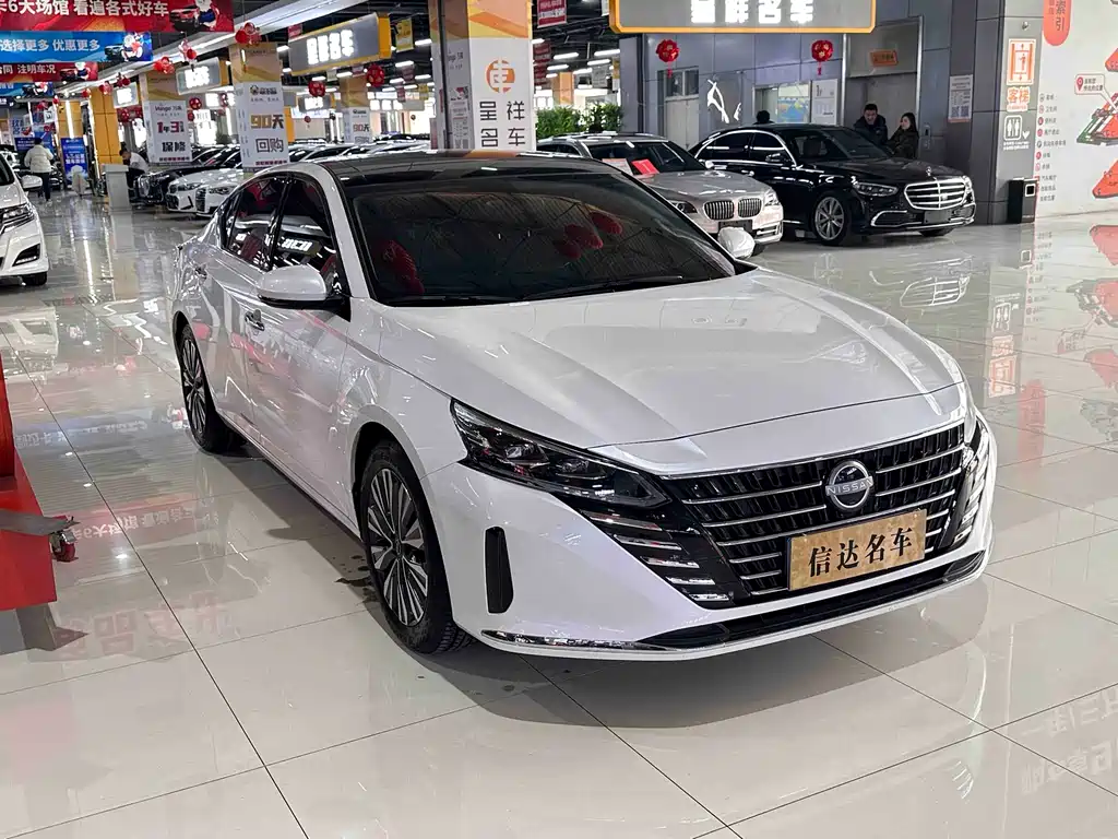 Nissan Nissan Altima 2025 2.0L XL-TLS Premium Edition 2025 - thumbnail 3