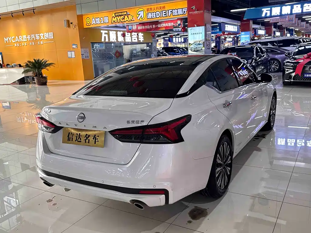 Nissan Nissan Altima 2025 2.0L XL-TLS Premium Edition 2025 - thumbnail 23