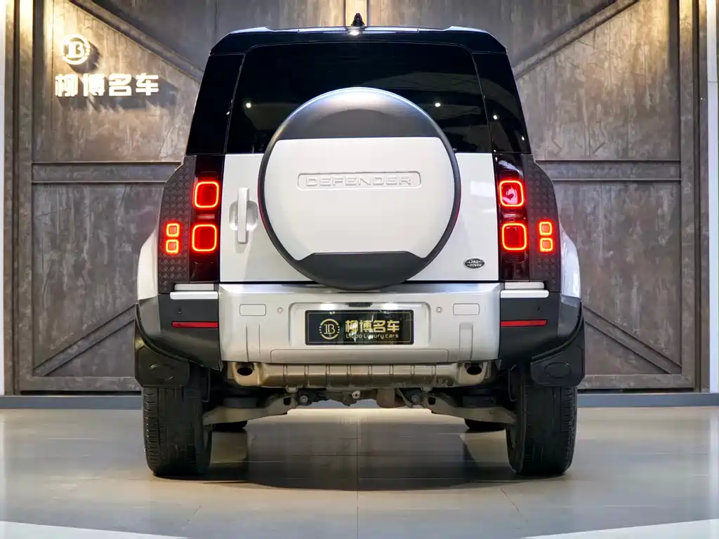 Land Rover Land Rover Defender 2020 110 P400 HSE 2021 - thumbnail 5