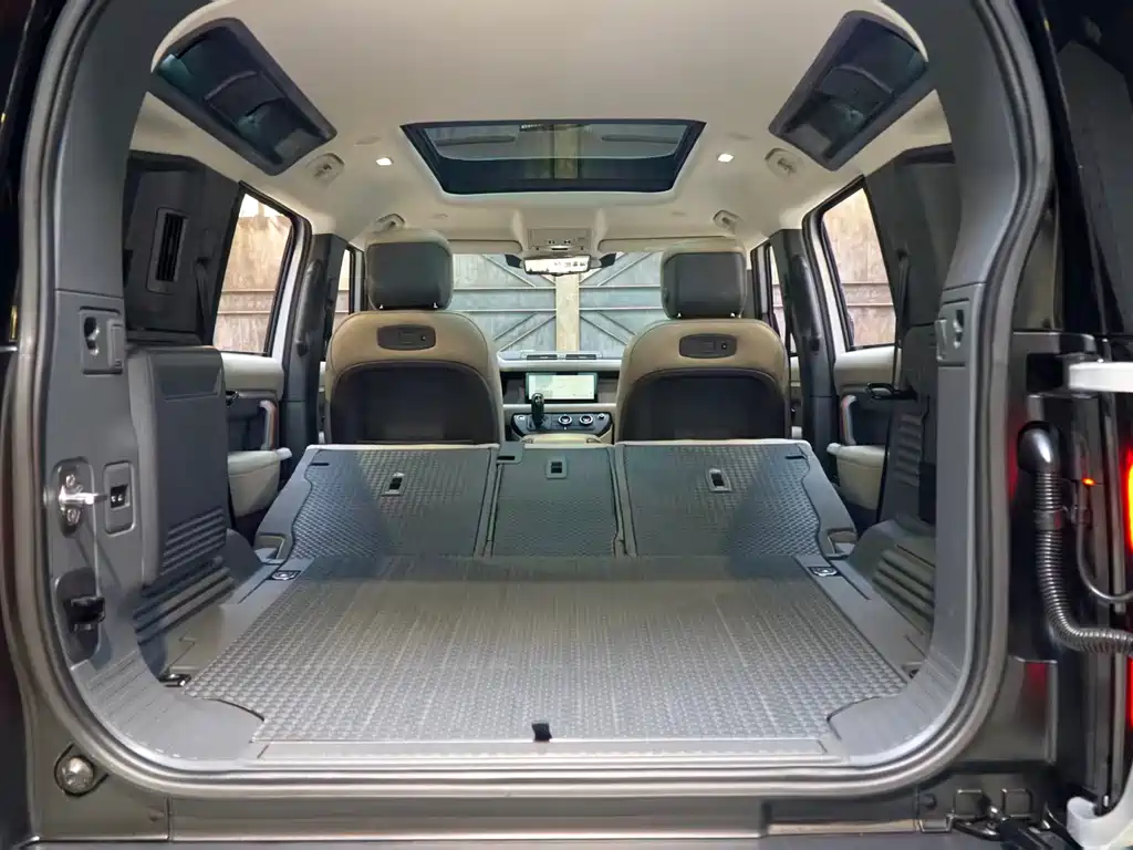 Land Rover Land Rover Defender 2020 110 P400 HSE 2021 - thumbnail 23