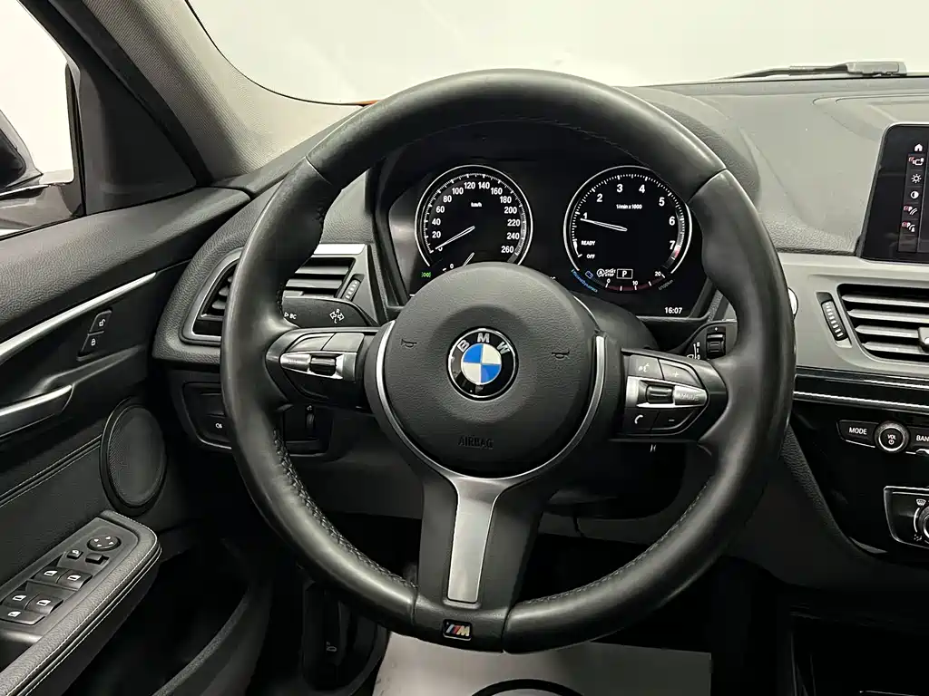 BMW BMW 1 Series 2019 118i M Sport Package 2019 - thumbnail 16