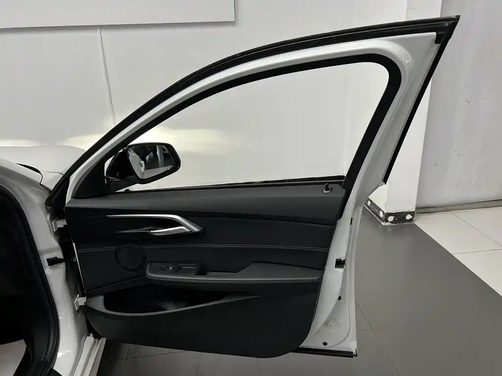 BMW BMW 1 Series 2019 118i M Sport Package 2019 - thumbnail 18