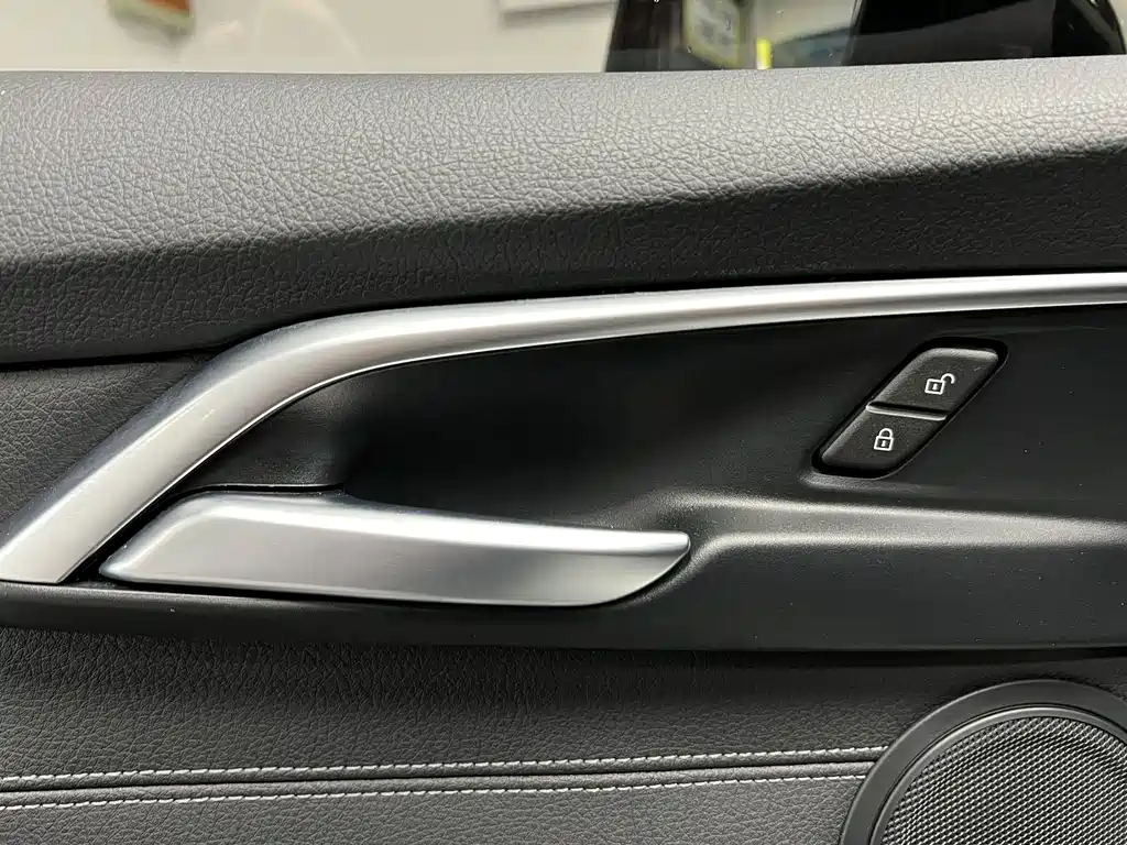 BMW BMW 1 Series 2019 118i M Sport Package 2019 - thumbnail 20