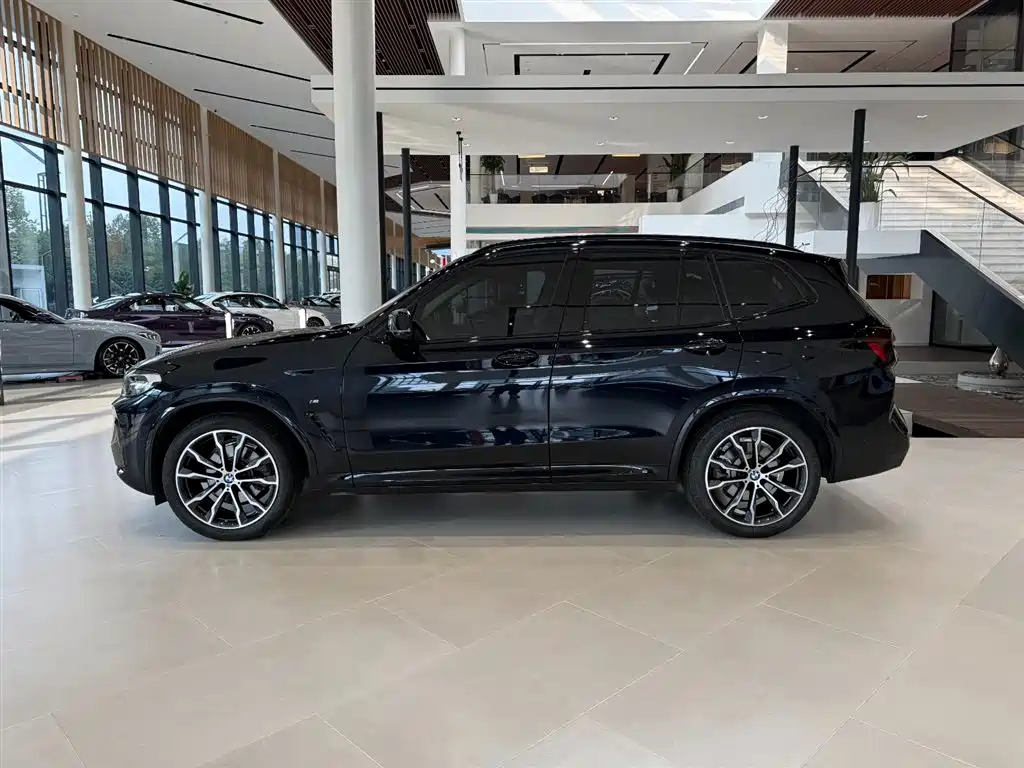 BMW BMW X3 2023 xDrive30i Leading Model M Night Package 2024 - thumbnail 3