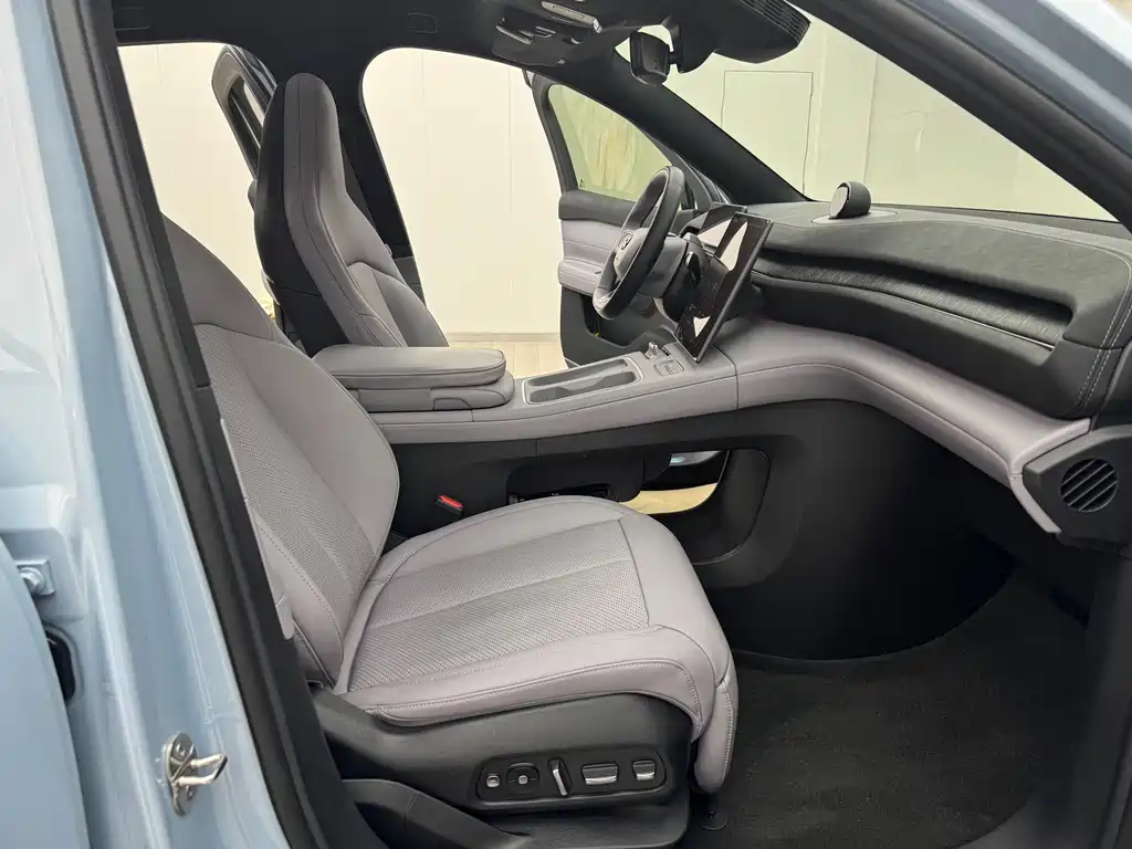 NIO NIO EC6 2024 75kWh 2024 - thumbnail 11