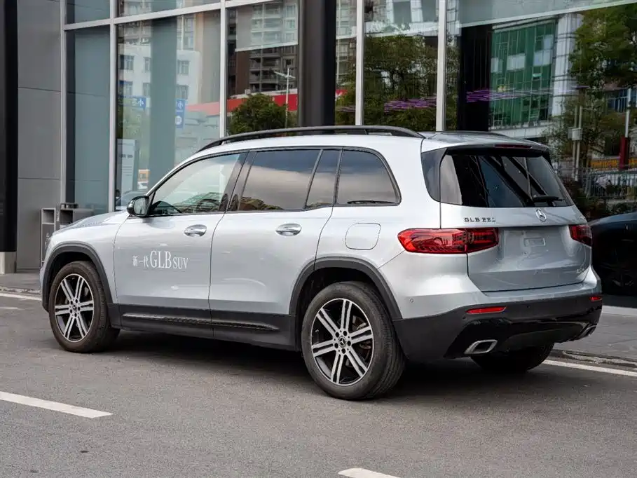 Mercedes-Benz Mercedes-Benz GLB 2024 GLB 220 4MATIC 2023 - thumbnail 5
