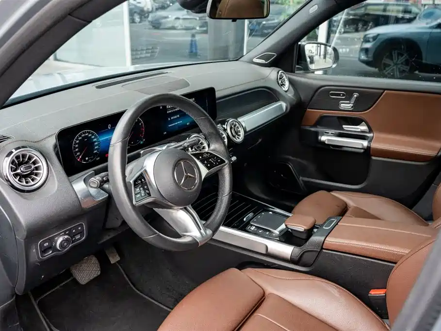Mercedes-Benz Mercedes-Benz GLB 2024 GLB 220 4MATIC 2023 - thumbnail 7
